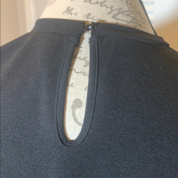 EUC black 3/4 sleeve top - Picture 4 of 6